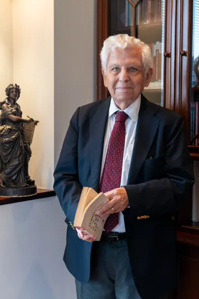 Av. Prof. Dr. Köksal Bayraktar